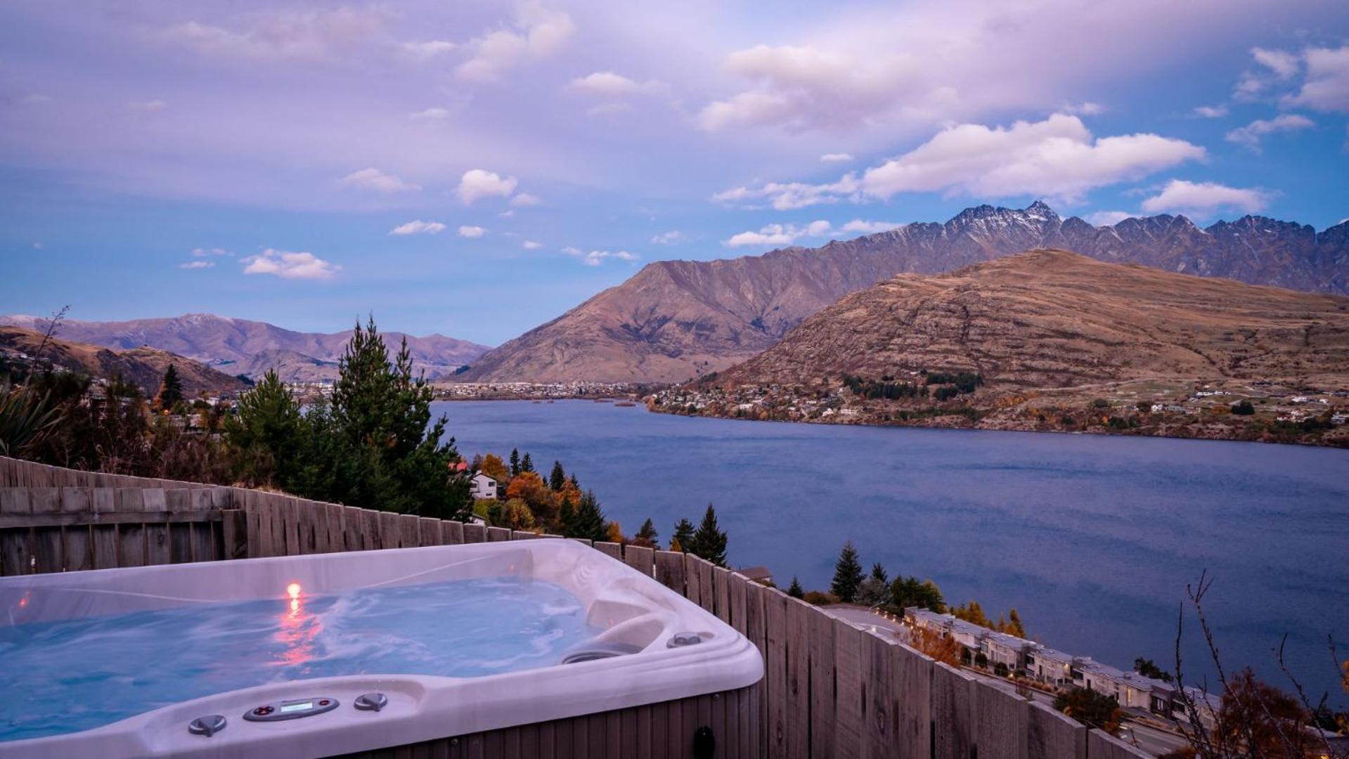 Tahuna Vista-Fire Place-Hot Tub -Free Parking -Bbq Queenstown Exterior foto